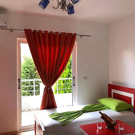 Vila Ahmeti Sarande Exterior photo