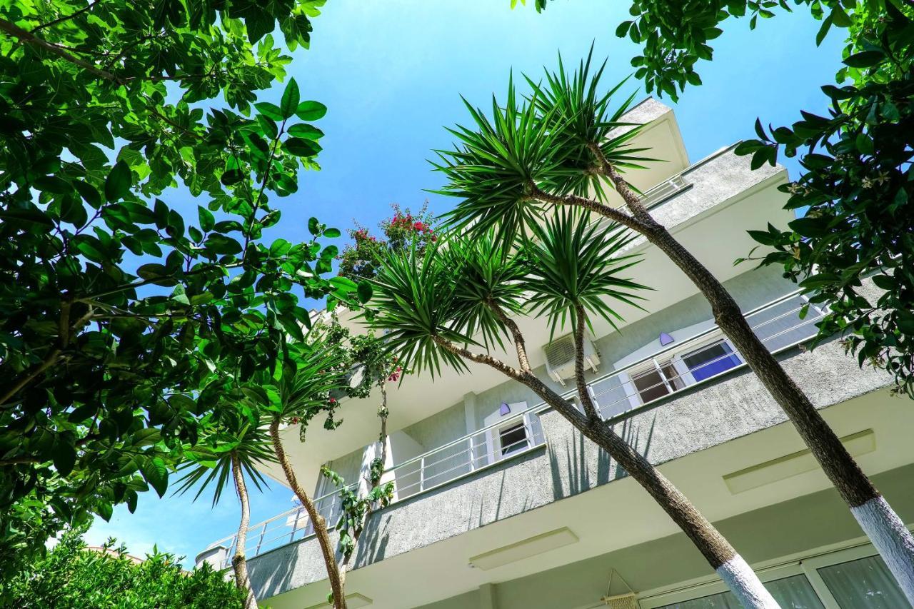 Vila Ahmeti Sarande Exterior photo